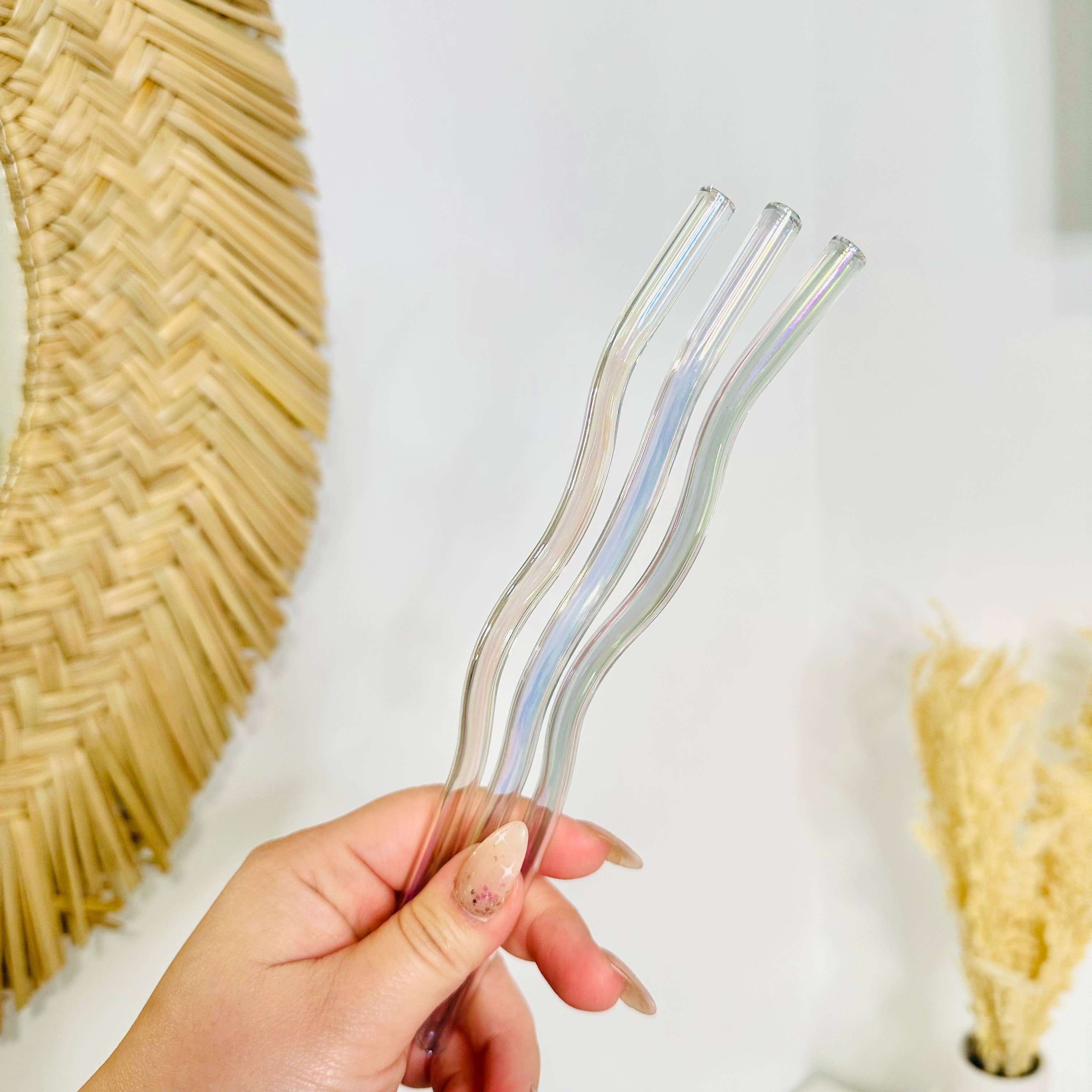 Iridescent Wavy Glass Straws